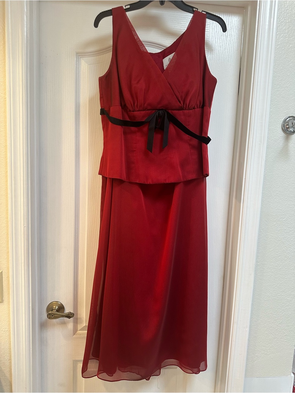 Red Sleeveless V-Neck 2 Piece Floor length Dress with Black Waist Tie